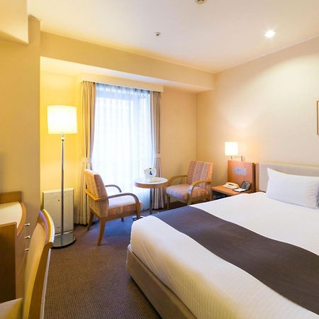 Rembrandt Hotel Atsugi Bagian luar foto